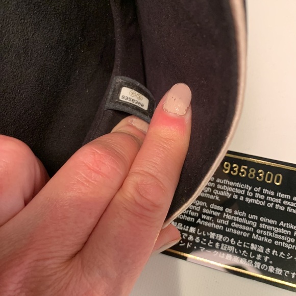 NWT RARE CHANEL 💕 Sakura Silk Ballerina Bag Pink Clutch Black Bow 🎀 Satin - Picture 10 of 16